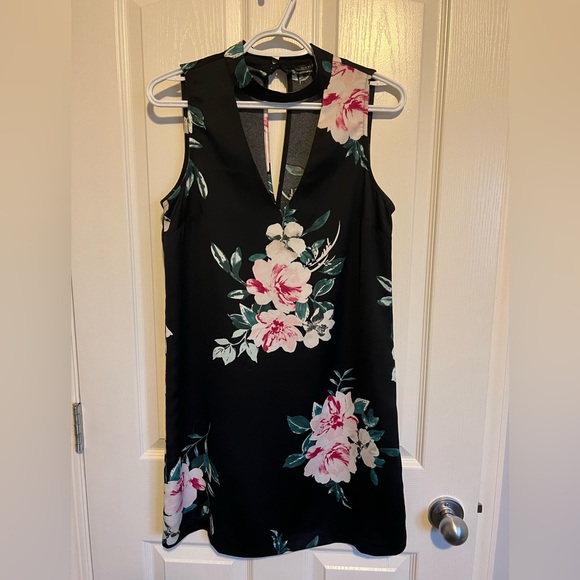 Dynamite Floral Silky Dress - Small - Picture 1 of 3